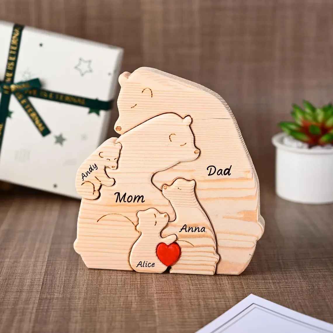 Familjepussel i trä med björnar